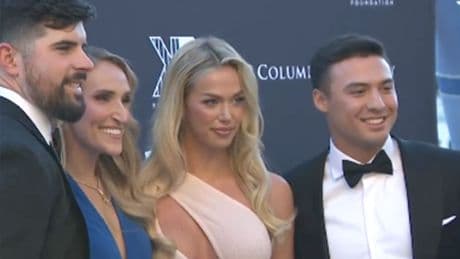 Yankees’ Anthony Volpe poses with stunning blonde at charity event