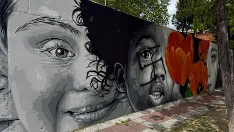 La denuncia del alcalde de Parla por las pintadas nazis en las calles: "No es una gamberrada, es un ataque ideológico"