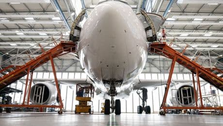 Luftfahrzeuge: EFW müssen mangels Auftragslage 300 Beschäftigte verleihen
