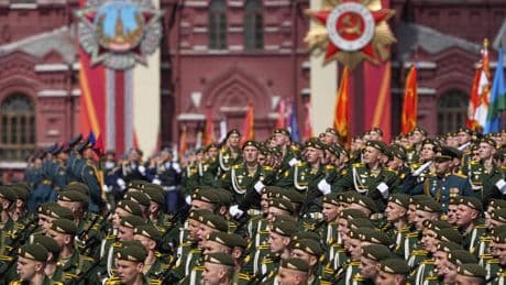 Rusland stuurt hivpatiënten en invaliden naar het front: ’ze worden als kanonnenvoer naar voren geschoven’