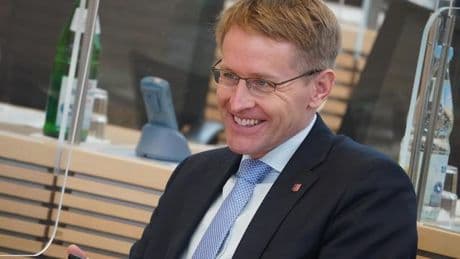 CDU Schleswig-Holstein: CDU-Politiker Günther fordert Social-Media-Verbot für unter 16-Jährige