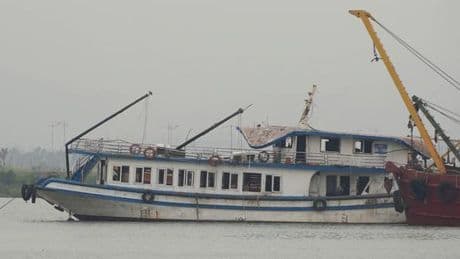 Au Vietnam, au moins 35 morts dans le naufrage d’un bateau touristique en baie d’Along, quatre personnes encore portées disparues