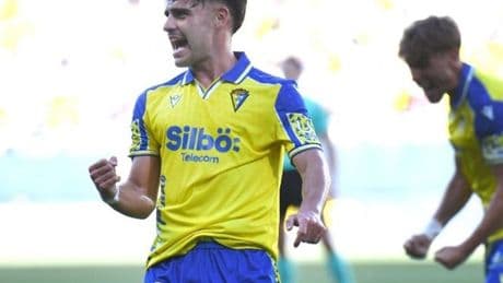 La goleada del Cádiz deja sin opciones de playoff al Huesca