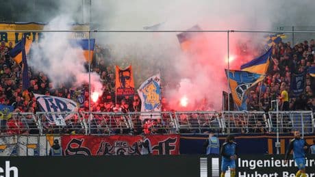 Leipzig-Demo genehmigt - 5000 Fans stürmen Aufstiegs-Dorf Havelse