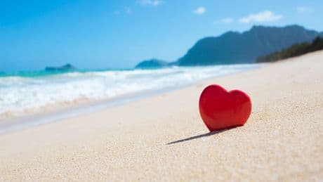 4 Signs You’re Being ‘Summer Shaded’ And How To Cope, By A Psychologist