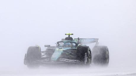 Ocasión perdida: Aston Martin explica la razón por la que no arriesgaron con la estrategia de Alonso como con Stroll
