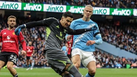 Manchester derbisinde City farkı!