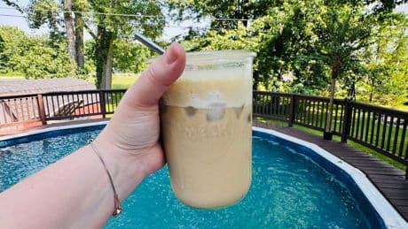 Move over, mason jars. Coffee drinkers are obsessed with a new glass cup.