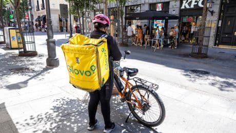 Las promesas por cumplir de Glovo, seis meses después de anunciar que renunciaba a los falsos autónomos