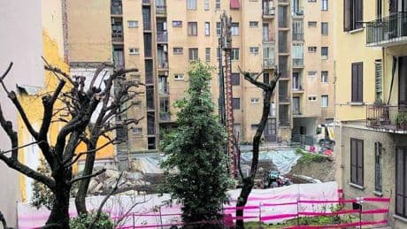 L'azienda vuole ridare le caparre ma i pm bloccano i risarcimenti