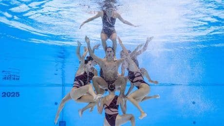 Bronce agridulce para el homenaje de España a los 'locos' que acaban siendo genios