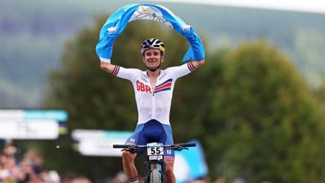Tom Pidcock wil wat Mathieu van der Poel heeft en andersom: ’Hij ligt ver voor op mij’