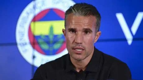 Robin van Persie: "Fenerbahçe'nin yeri bende özeldir"