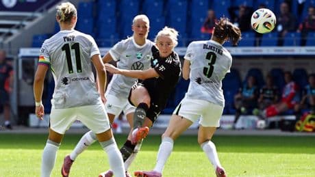 Wolfsburg gegen Bayern - TV-Streit um Spitzenspiel im Frauenfußball