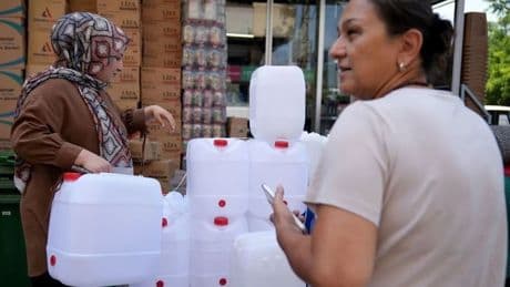 Kesinti haberi geldi bir tek onların yüzü güldü satışları patladı