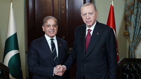 Dolmabahçe'de kritik zirve! Cumhurbaşkanı Erdoğan, Pakistan Başbakanı Şerif'i kabul etti