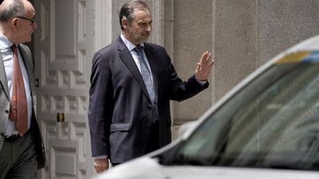 El juez niega a Ábalos que la UCO filtre sus datos y le recuerda que tanto él como otros imputados los facilitan y dan entrevistas