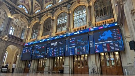 El Ibex pierde los 14.000 puntos con Irán y el petróleo