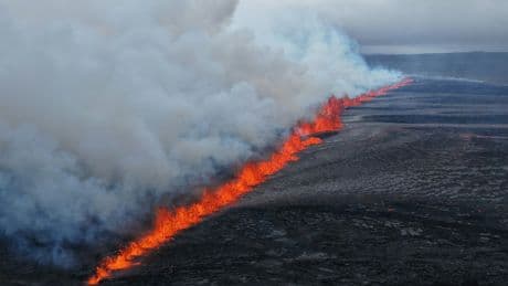 Islande : un volcan entre en éruption pour la neuvième fois depuis fin 2023