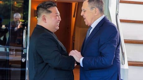 Krieg in der Ukraine: Kim Jong-un sichert Russland „bedingungslose“ Unterstützung zu