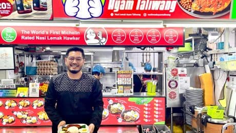 A former Singapore Airlines flight attendant started a food stall in 2017. Now, it's a 31-outlet chain featured in the Michelin Guide.