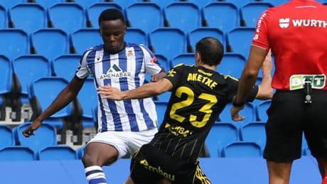 Ochieng, en el 'once' ideal de la jornada 1 de Liga Hypermotion tras su golazo con el Sanse