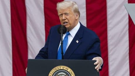 Trump vieta i viaggi negli Usa da 12 Paesi, ingresso limitato per altri 7. «Motivi di sicurezza nazionale»