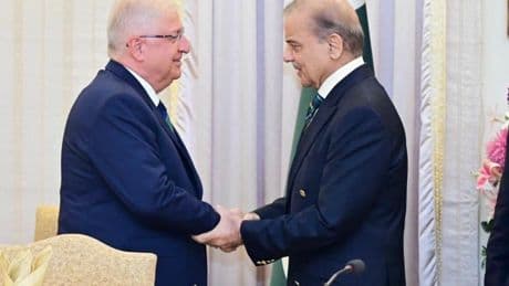 Bakan Güler, Pakistan Başbakanı Şerif ile bir araya geldi