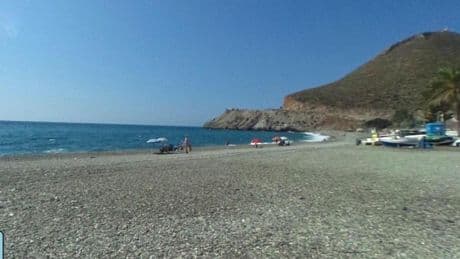 Tragedia en Granada: una mujer muere ahogada en una playa de Gualchos