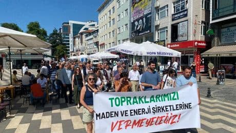 Artvin Hopa’da “Süper talan” yasa tasarısı protestosu: Sermayenin işgal yasasına da iklim kanununa da geçit vermeyeceğiz