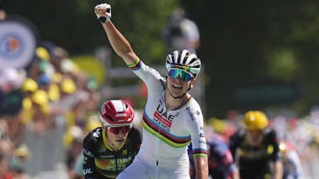 Schwerer Sturz im Finale überschattet Pogacars nächste Machtdemonstration