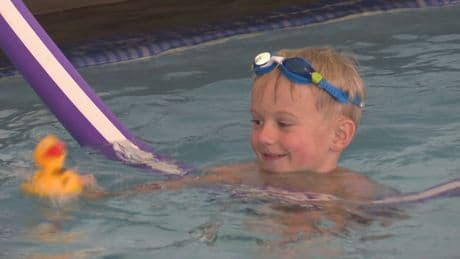 Kelowna rubber duck race raises funds for free swimming lessons for kids