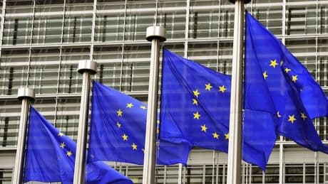 La inflación de la Eurozona se mantuvo estable en abril en el 2,2%, a pesar de los aranceles de EE UU