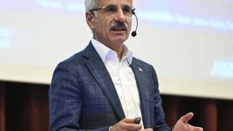 Yeni otoyol ve hızlı tren hatları geliyor