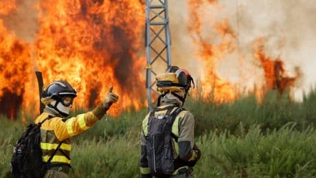 Spain deploys 500 more troops to battle wildfires during extended heatwave