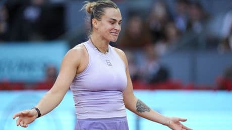 El surrealista momento de Sabalenka en la final del Mutua Madrid Open: va a golpear la bola sin la raqueta en la mano
