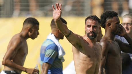 Carvajal recupera el mando y afronta otro 'combate'