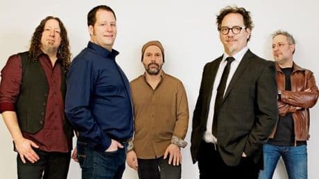 Au Festival interceltique de Lorient, « Les fioles du bonheur » du groupe Le Vent du Nord