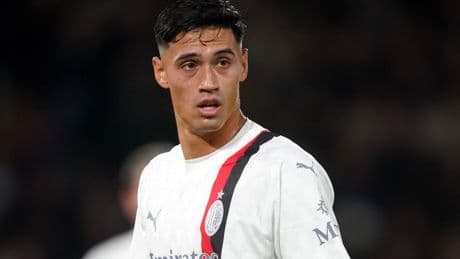 Manchester City agree fee with AC Milan for midfielder Tijjani Reijnders