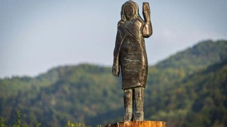 Slovénie: disparition d'une statue de Melania Trump érigée près de sa ville natale