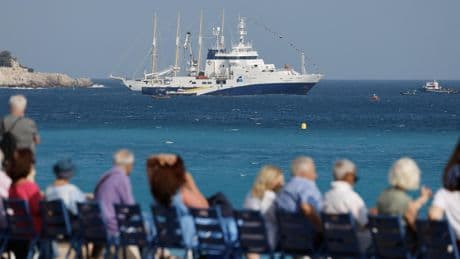 À Nice, un défilé de bateaux de légende en prélude au sommet sur les océans