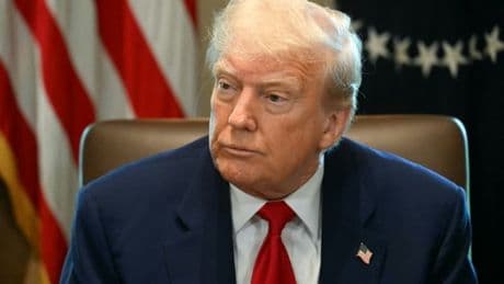 Guerre en Ukraine: Trump évoque la "possibilité" d'un voyage en Turquie si Poutine s'y rend aussi
