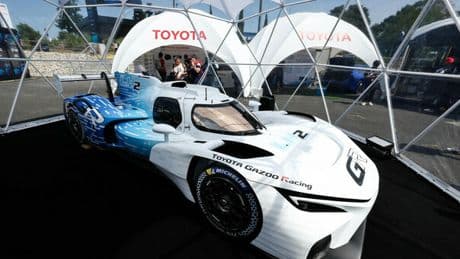 Toyota, debutta a Le Mans la GR LH2 Racing Concept. L'hypercar alimentata a idrogeno liquido esposta all'H2 Village