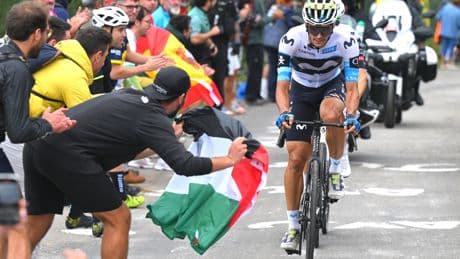 Javier Romo se retira de la Vuelta por la caída sufrida el domingo