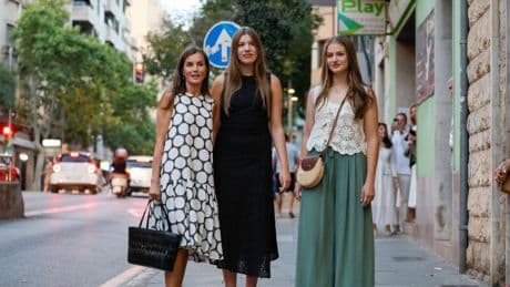 Letizia, Leonor y Sofía, juntas en Palma, apoyando el cine comprometido