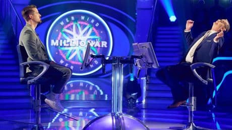 "Wer wird Millionär?": Jauch im Jagdfieber: Moderator lacht über Leo-Outfits
