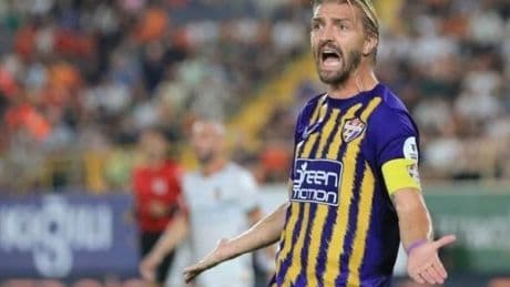 Caner Erkin'in futbolu bıraktığı iddia edilmişti! Menajerinden açıklama geldi...