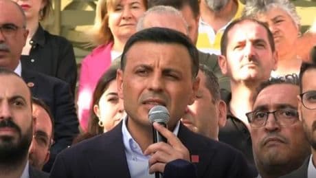 Özgür Çelik'ten dikkat çeken çıkış: Bayrampaşa'daki şantajı açıkladı