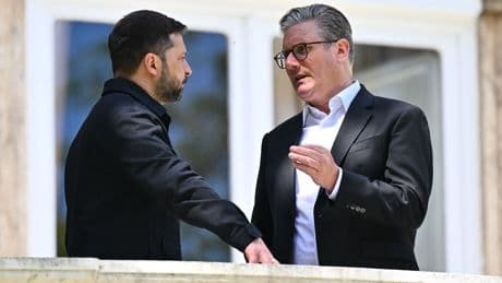 Starmer and Zelensky agree to ‘maintain momentum’ on peace talks for Ukraine