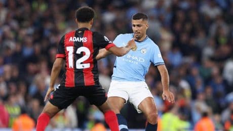 El City pone pie y medio en Champions en el regreso de Rodri